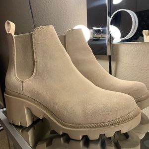 Steve Madden boots